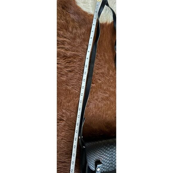 CRAIE Studio Artistes Amoureux ( Artistes in Love) Crossbody Bag in Black - Picture 10 of 11